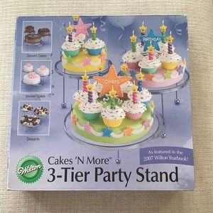 Gently used Wilton Cakes ‘N More 3-Tier Party Stand